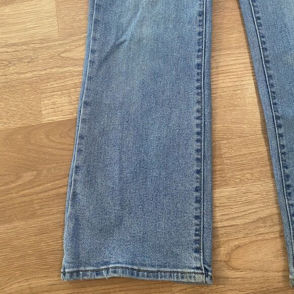 Levis Jeans Womens Blue High Waisted Crop Flare Mid-Stretch A09670000 26x27 - Picture 5 of 16